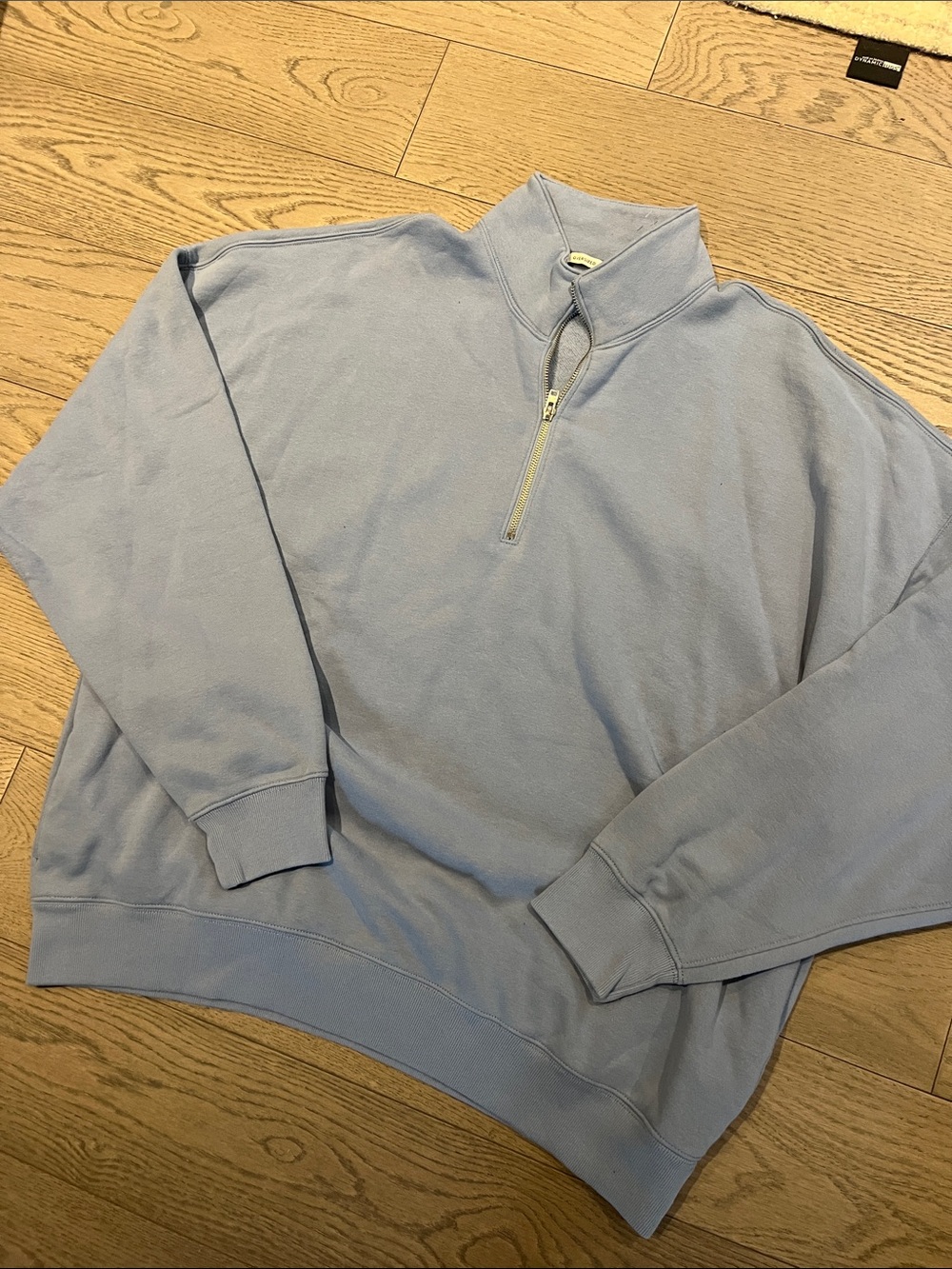 BNWOT - Light Blue Quarter-Zip Men's Sweater